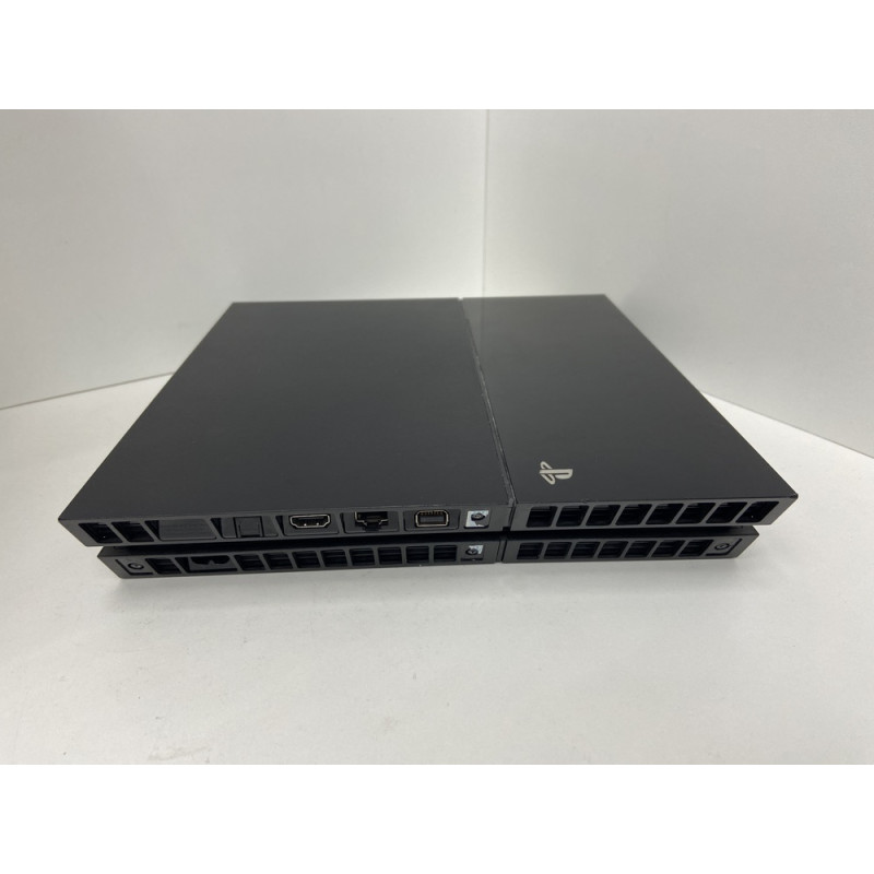 Игровые приставки Sony PS4 500Gb            
            б/у