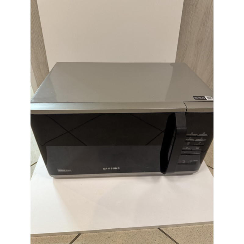 Микроволновые печи Samsung MS23K3513AS            
            б/у