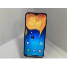 Мобильный телефон Samsung Galaxy A20e 3/32 GB            
            б/у