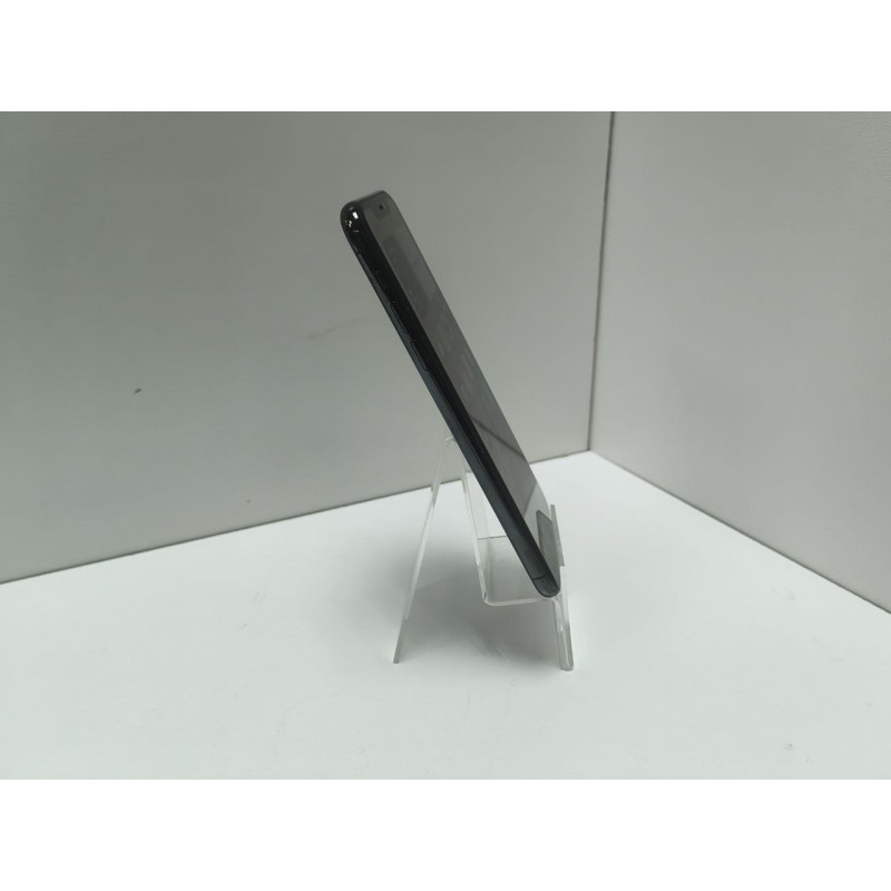 Мобильный телефон Apple iPhone 11 Pro Max 4/64GB            
            б/у