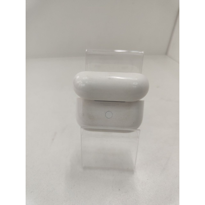Наушники Беспроводные Внутриканальные Apple AirPods Pro            
            б/у