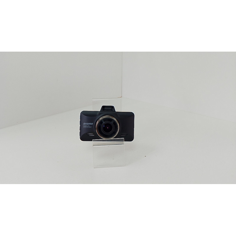 Видеорегистратор Digma FreeDrive 212 NIGHT FHD JL5601            
            б/у