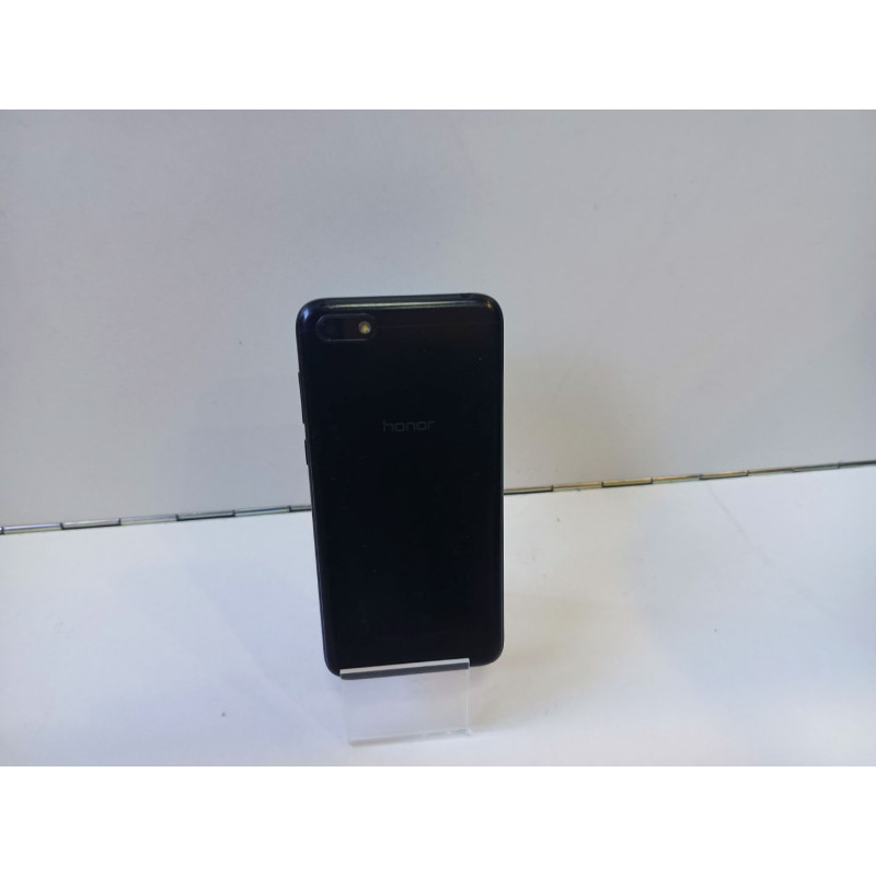 Мобильный телефон Huawei Honor 7A 2/16 GB            
            б/у
