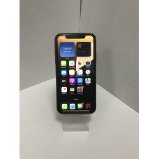 Мобильный телефон Apple iPhone 11 4/128 GB            
            б/у