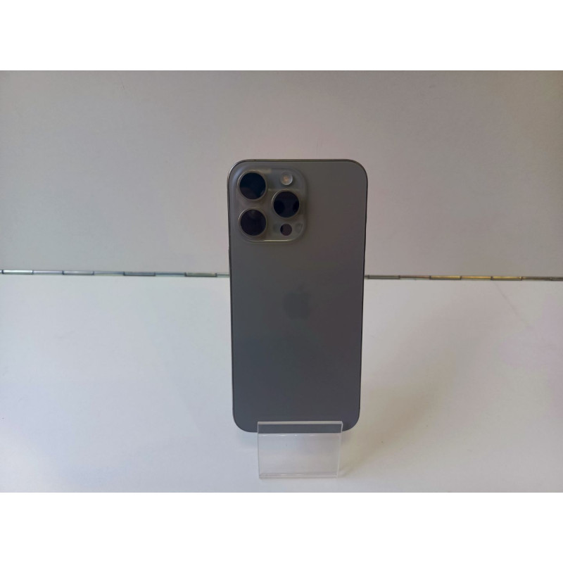 Мобильный телефон Apple iPhone 15 Pro Max 8/256 GB            
            б/у