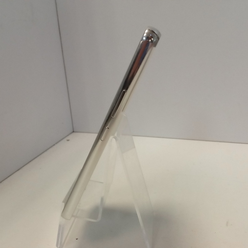 Мобильный телефон Samsung Galaxy S22 8/128 GB            
            б/у