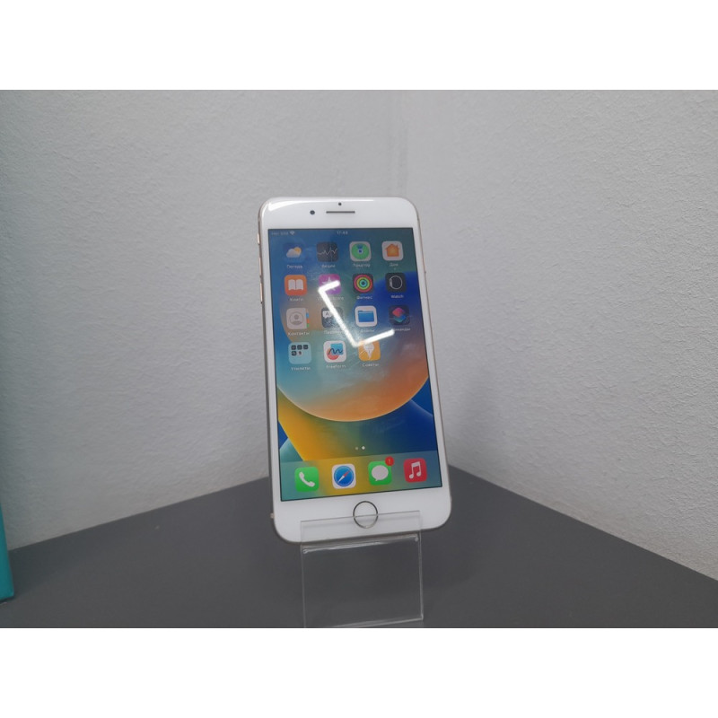 Мобильный телефон Apple iPhone 8 Plus 3/64 GB            
            б/у