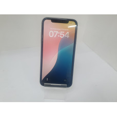 Мобильный телефон Apple iPhone XR 3/64 GB            
            б/у