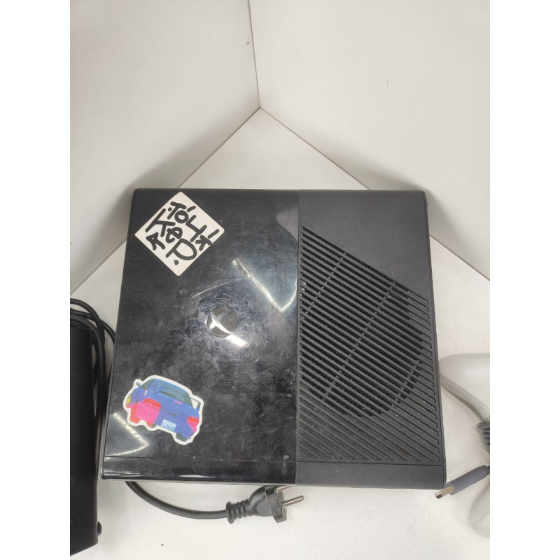 Игровые приставки Microsoft Xbox 360 E 250GB            
            б/у