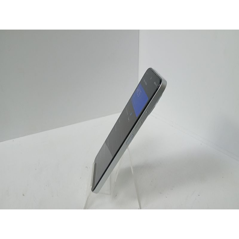 Мобильный телефон Tecno Spark 30 6/128 GB            
            б/у