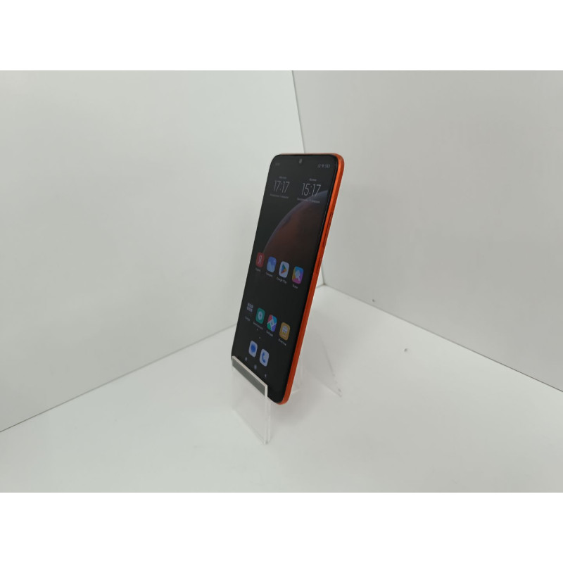 Мобильный телефон Xiaomi Redmi 9C (NFC) 2/32 GB.            
            б/у