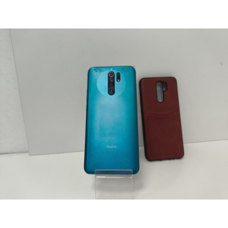 Мобильный телефон Xiaomi Redmi 9 4/64 GB            
            б/у