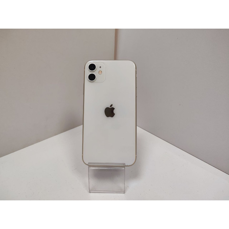 Мобильный телефон Apple iPhone 11 4/64 GB            
            б/у