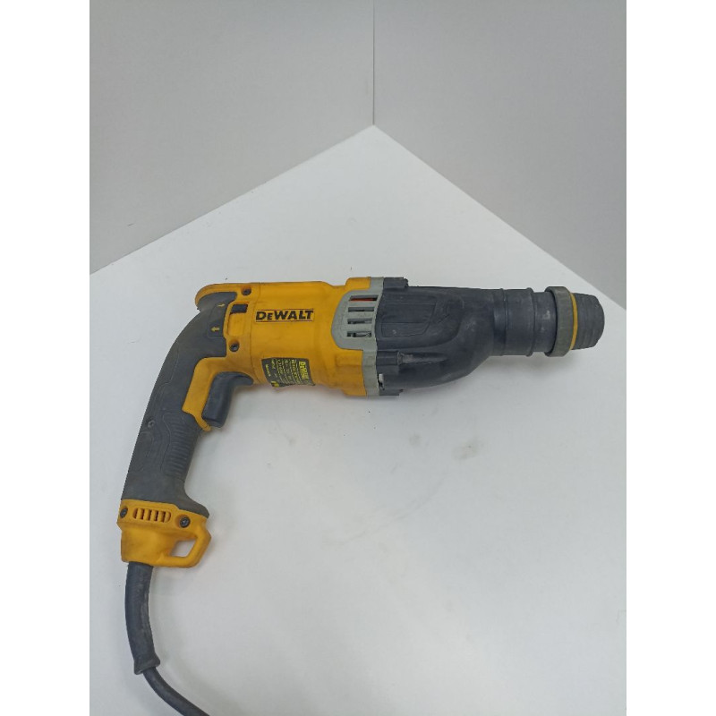 Перфораторы DeWALT D25143 K            
            б/у