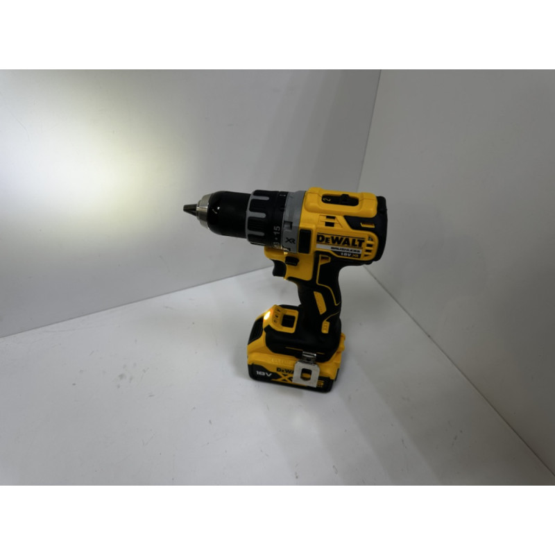 Шуруповерт Dewalt DCD791P2            
            б/у