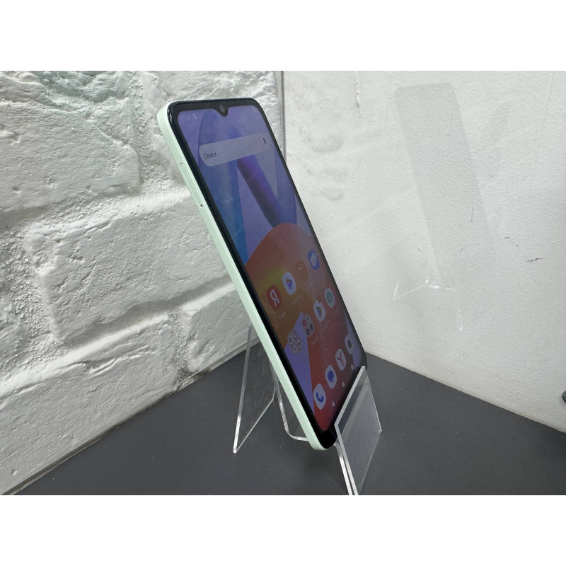 Мобильный телефон Xiaomi Redmi A2+ 3/64 GB            
            б/у