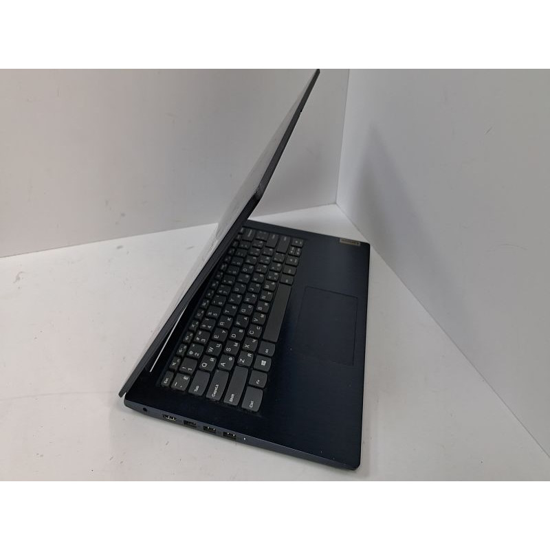 Ноутбук Lenovo IdeaPad 3 14ADA05            
            б/у