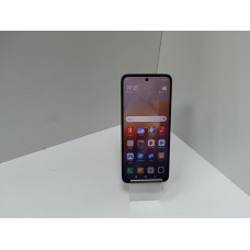 Мобильный телефон Xiaomi Redmi 12 4/128 GB            
            б/у
