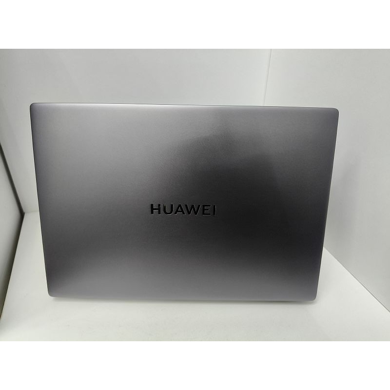 Ноутбук HUAWEI MateBook D16            
            б/у