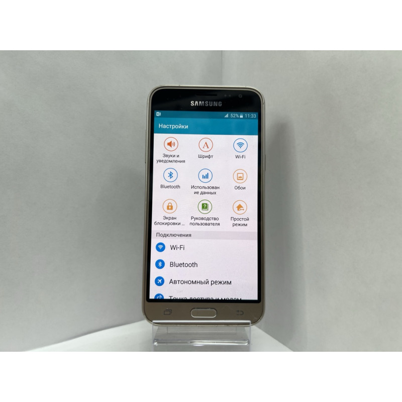 Мобильный телефон Samsung Galaxy J3 (2016) 1.5/8 GB            
            б/у