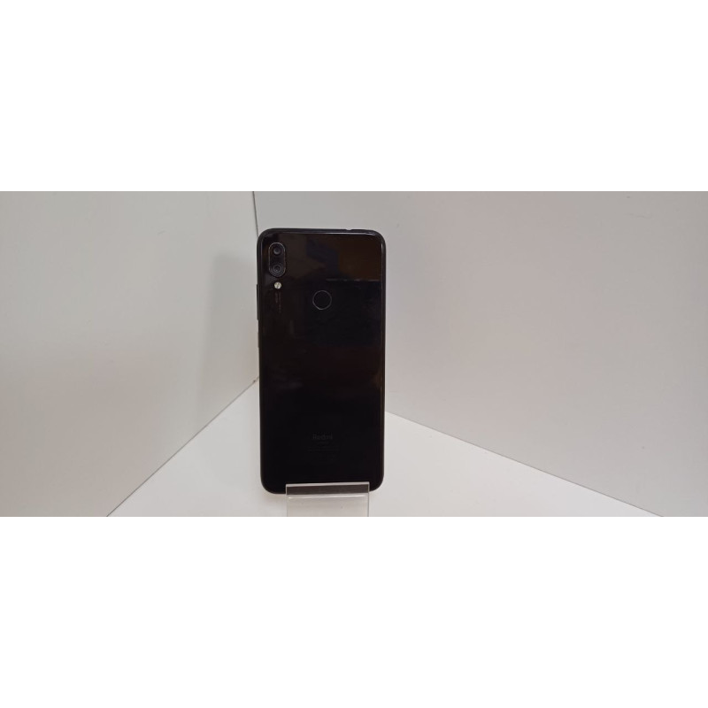 Мобильный телефон Xiaomi Redmi Note 7 3/32 GB.            
            б/у