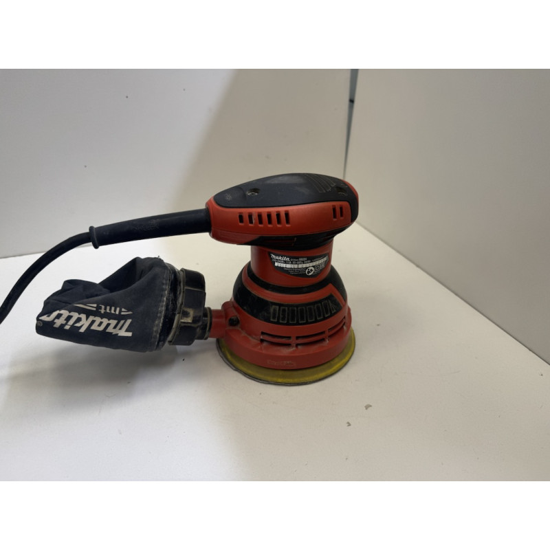Шлифовальная машина Makita M9204            
            б/у