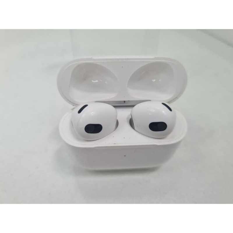 Наушники Беспроводные Внутриканальные Apple AirPods 3            
            б/у