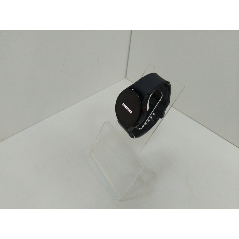 Умные Часы Samsung Galaxy Watch 5 40mm            
            б/у