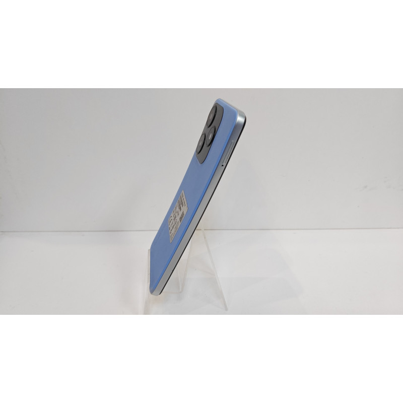 Мобильный телефон Tecno Spark 10C 4/128 GB            
            б/у