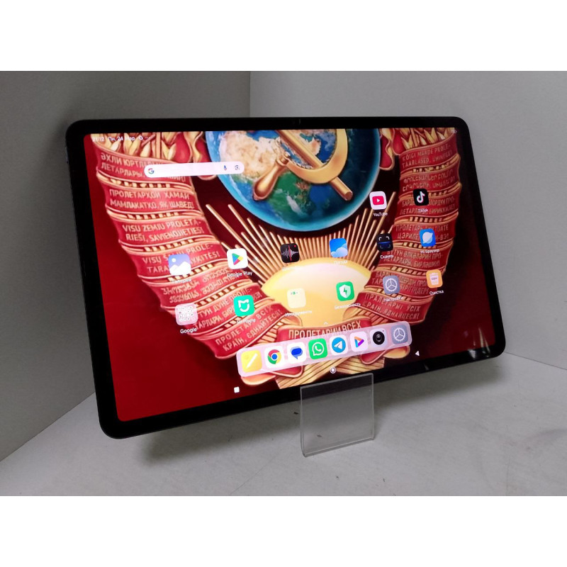 Планшет без SIM-карты Xiaomi POCO Pad 8/256            
            б/у