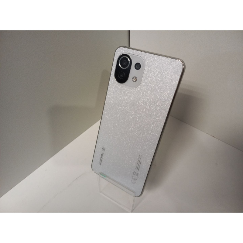 Мобильный телефон Xiaomi Mi 11 Lite 5G NE 8/128 GB            
            б/у