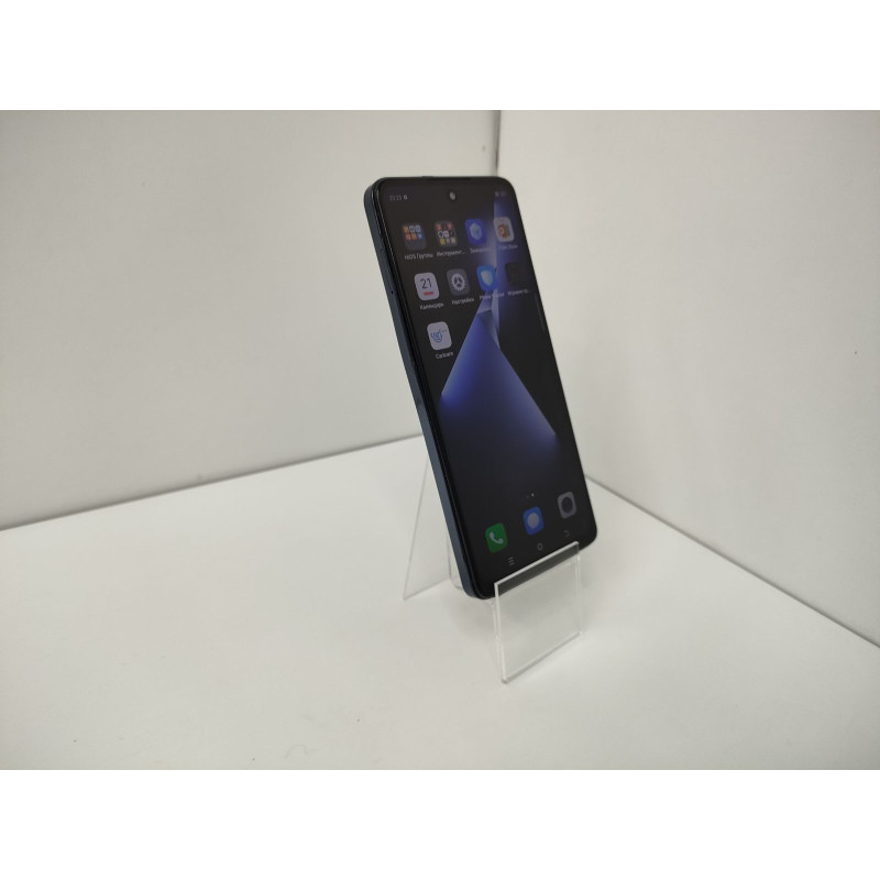 Мобильный телефон Tecno Pova 5 8/256 GB            
            б/у