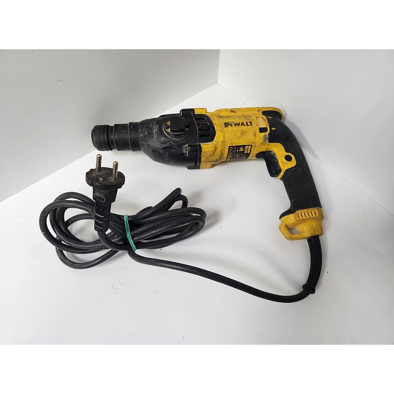 Перфораторы DeWALT D25133-Ks            
            б/у