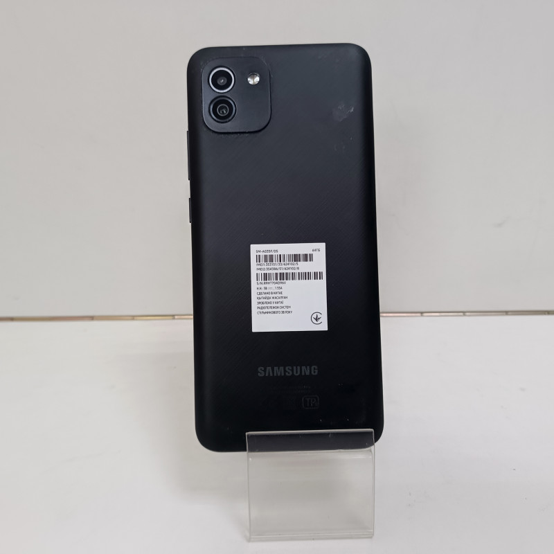 Мобильный телефон Samsung Galaxy A03 4/64 GB.            
            б/у