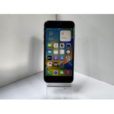 Мобильный телефон Apple iPhone 8 2/64 GB            
            б/у