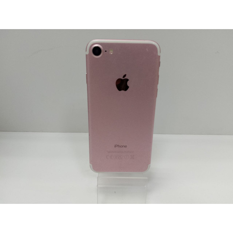 Мобильный телефон Apple iPhone 7 2/128 GB.            
            б/у