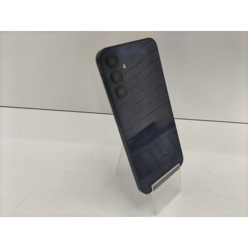 Мобильный телефон Samsung Galaxy A15 8/256 GB            
            б/у