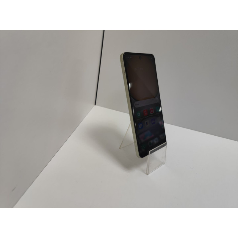 Мобильный телефон REALME C75 8/128 GB            
            б/у