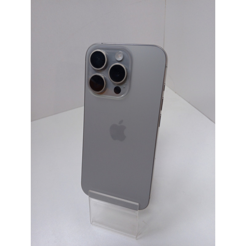 Мобильный телефон Apple iPhone 15 Pro 8/128 GB                        б/у