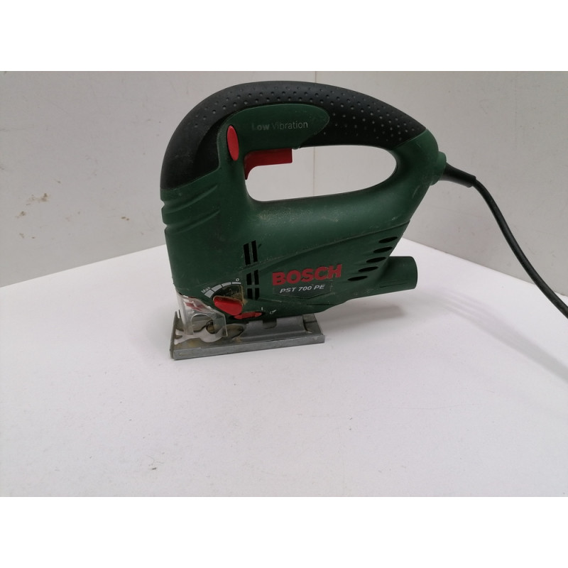 Лобзик Bosch PST 700 PE            
            б/у