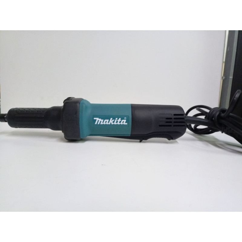 Прямошлифовальная машина Makita GD0600            
            б/у