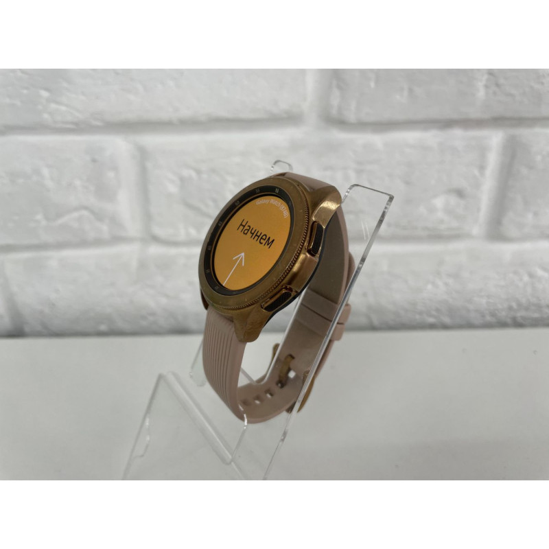 Умные Часы Samsung Galaxy Watch 42mm            
            б/у