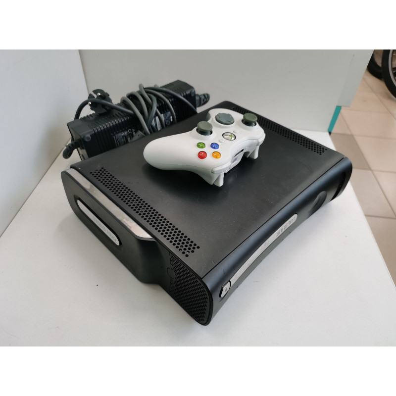 Игровые приставки Microsoft Xbox 360 120GB            
            б/у