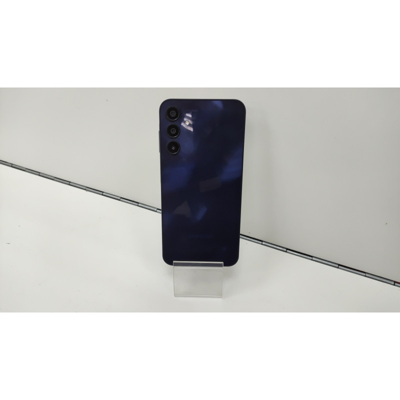 Мобильный телефон Samsung Galaxy A15 8/256 GB            
            б/у