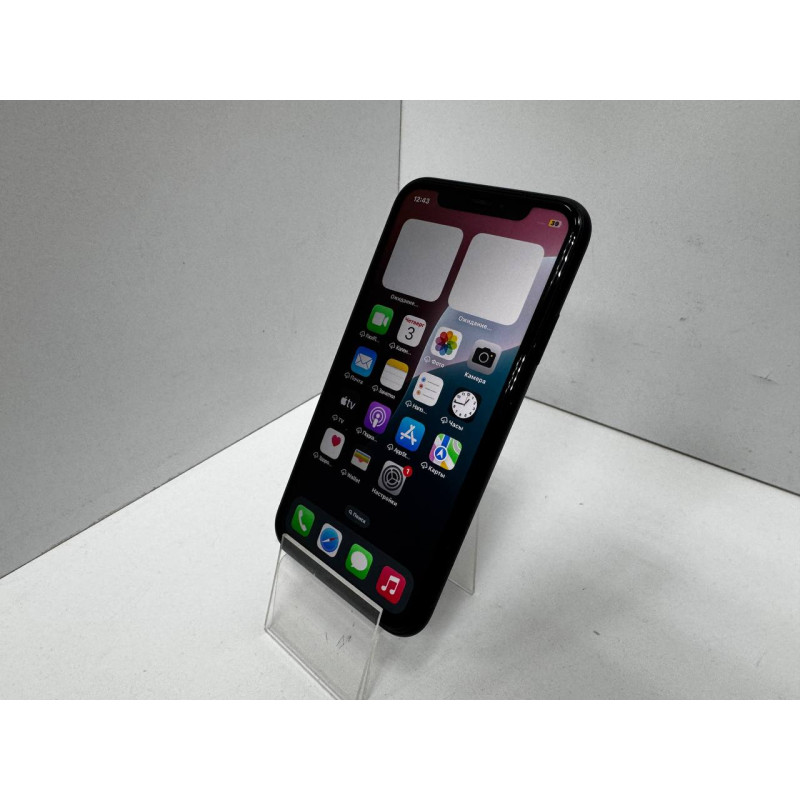 Мобильный телефон Apple iPhone XR 3/128 GB            
            б/у