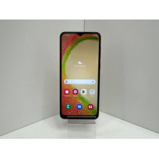 Мобильный телефон Samsung Galaxy A04e 3/32 GB            
            б/у