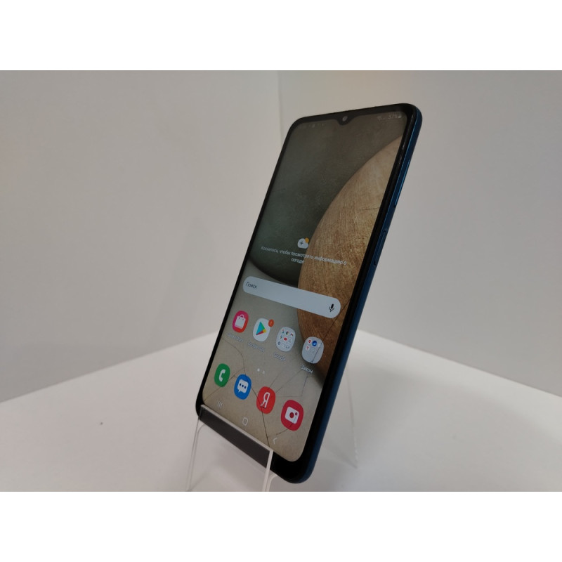 Мобильный телефон Samsung Galaxy A12 3/32 GB            
            б/у
