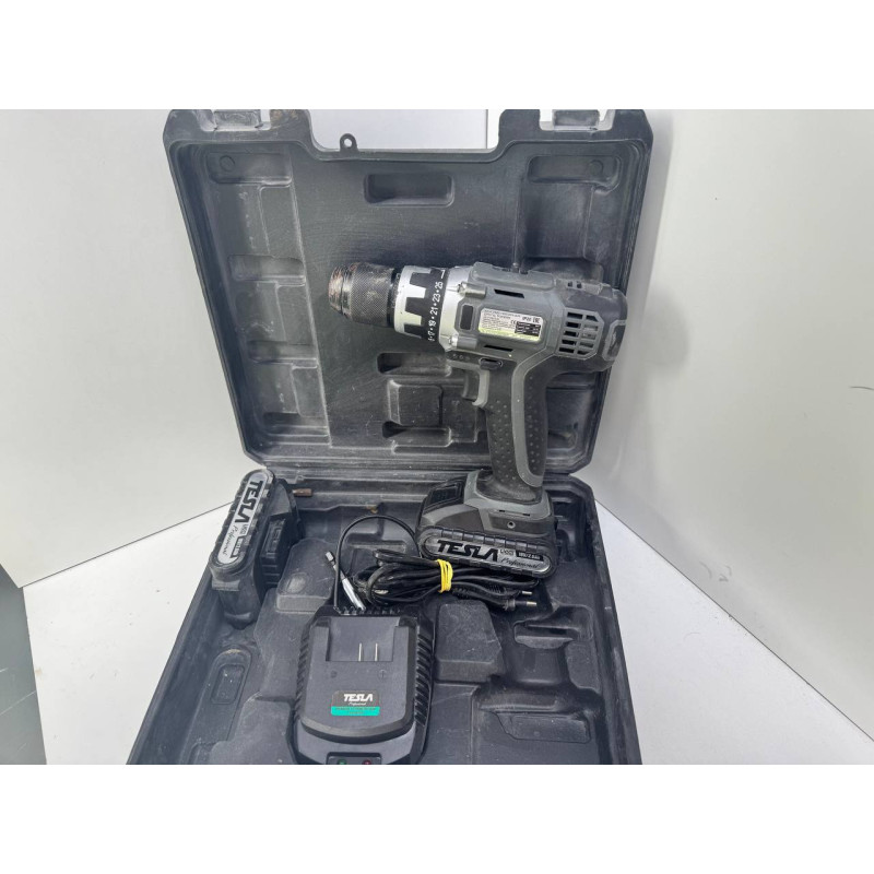 Шуруповерт TESLA TCD182DC            
            б/у