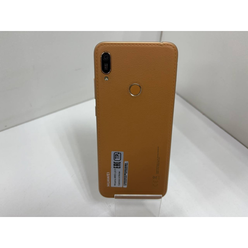 Мобильный телефон Huawei Y6 (2019) 2/32 GB            
            б/у