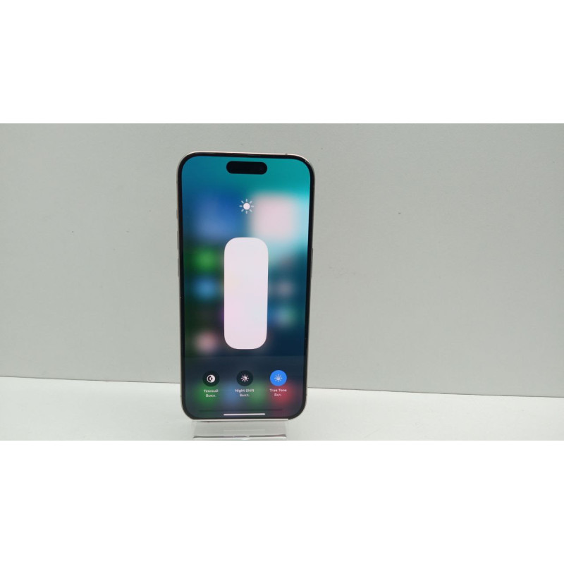 Мобильный телефон Apple iPhone 15 Pro 8/128 GB            
            б/у